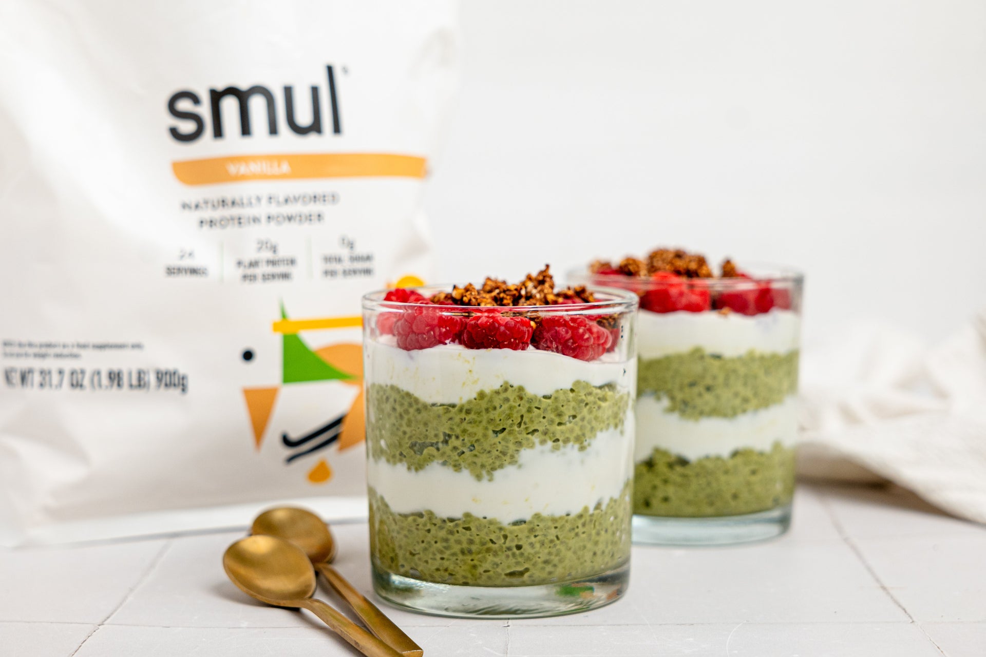matcha chia pudding parfait